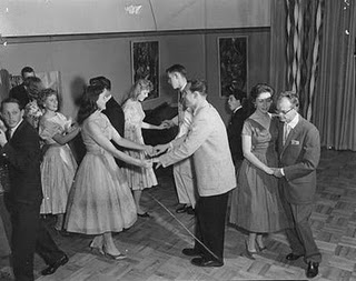 3 ways to make party punch more interesting and fun