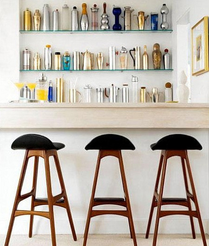 4 Vintage Cocktail Shakers everyone needs to know