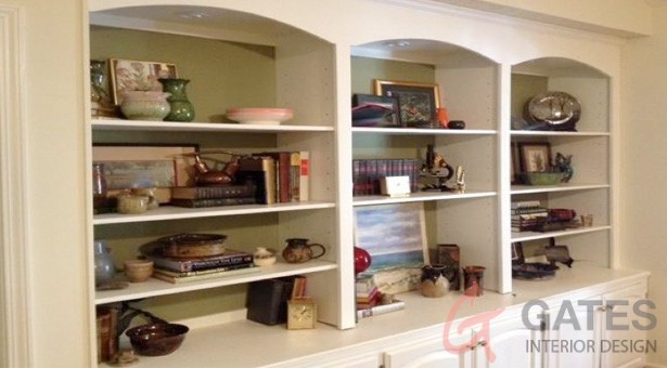 How to style your bookshelves like a pro